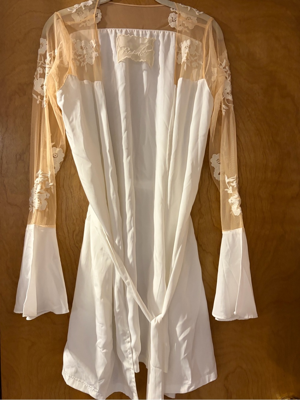 Sheer Lace Sleeve Bridal Robe in Ivory and Champagne